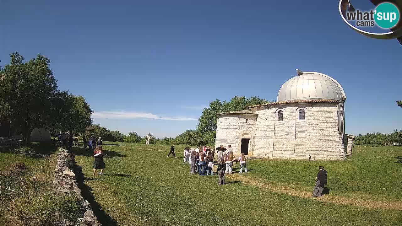 Webcam de l’Observatoire de Višnjan: Plongez dans le cosmos depuis l’Istrie, Croatie