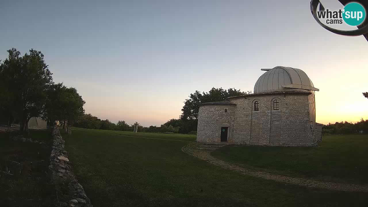 Webcam del Observatorio de Višnjan: Contempla el cosmos desde Istria, Croacia