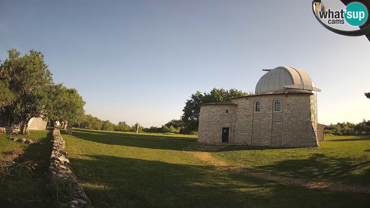 Višnjanska observatorijska spletna kamera: Opazujte vesolje iz Istre, Hrvaška