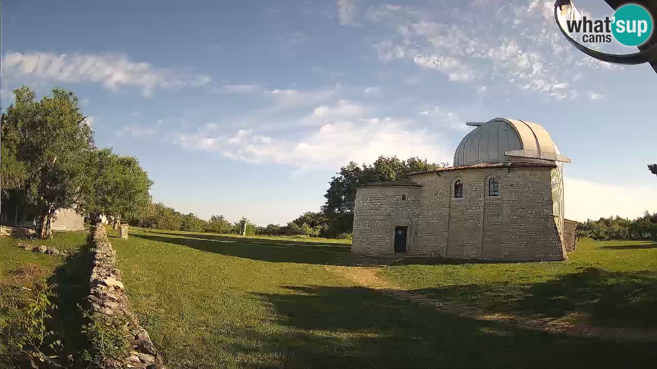 Webcam de l’Observatoire de Višnjan: Plongez dans le cosmos depuis l’Istrie, Croatie