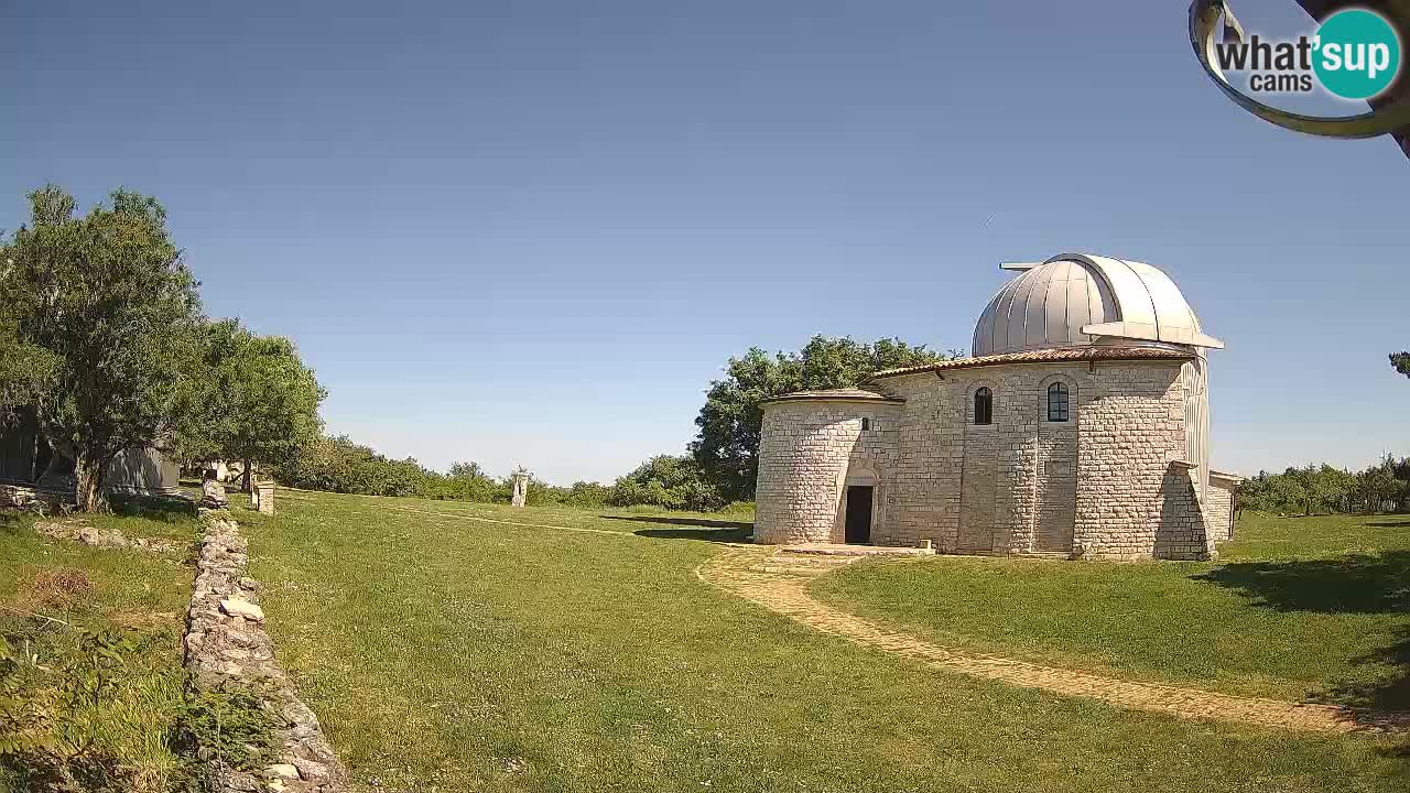 Webcam de l’Observatoire de Višnjan: Plongez dans le cosmos depuis l’Istrie, Croatie