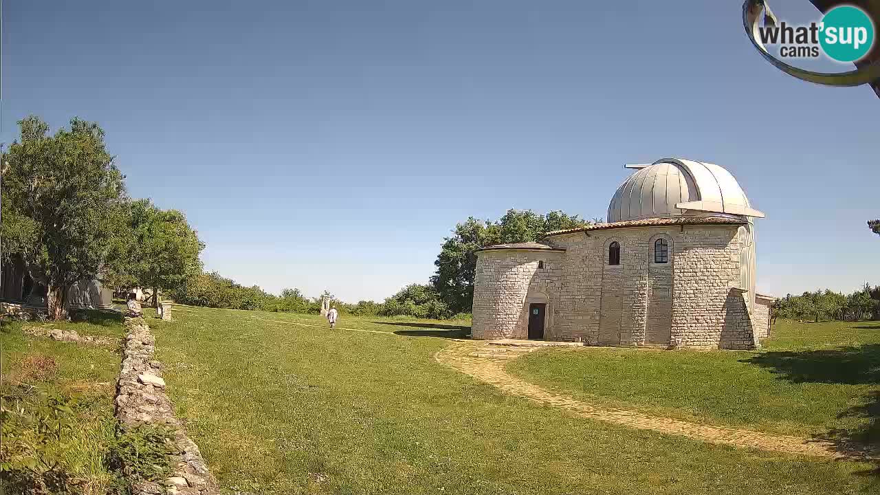 Webcam de l’Observatoire de Višnjan: Plongez dans le cosmos depuis l’Istrie, Croatie