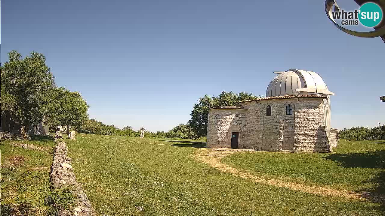 Webcam de l’Observatoire de Višnjan: Plongez dans le cosmos depuis l’Istrie, Croatie