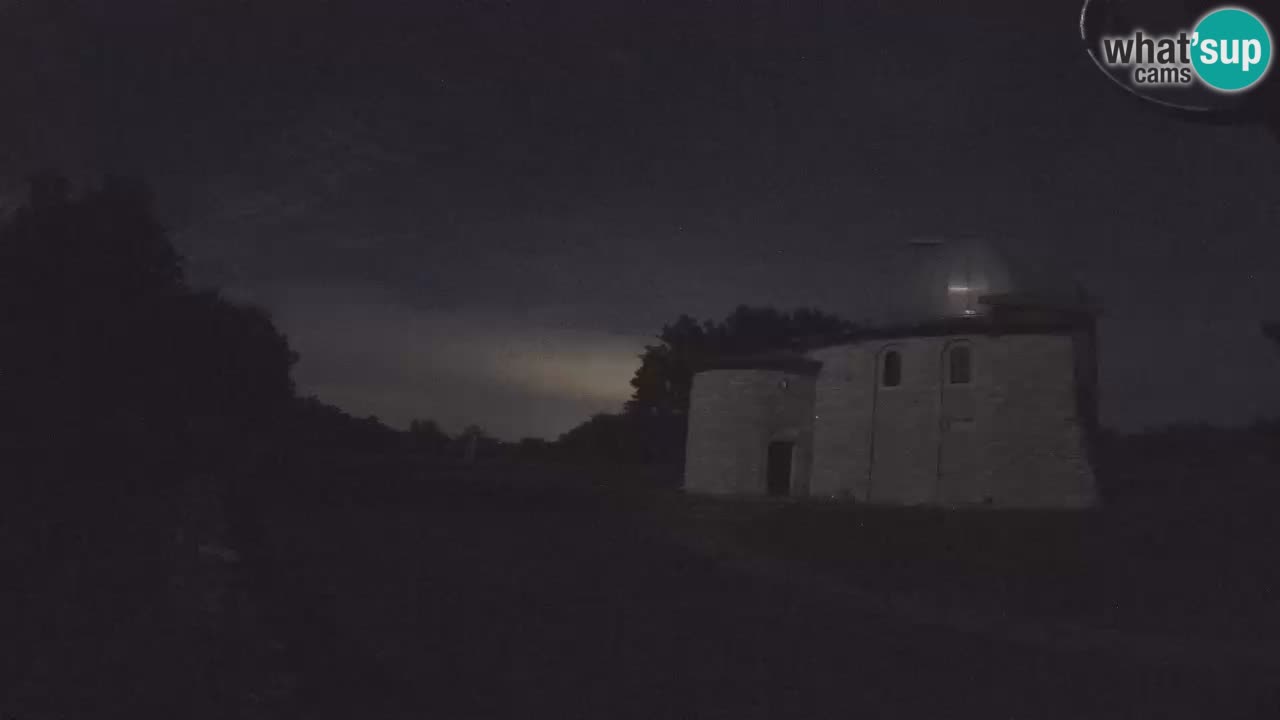 Višnjanska observatorijska spletna kamera: Opazujte vesolje iz Istre, Hrvaška