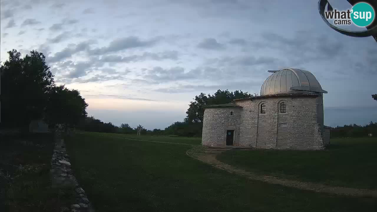 Višnjan Observatory Webcam: Gaze into the Cosmos from Istria, Croatia
