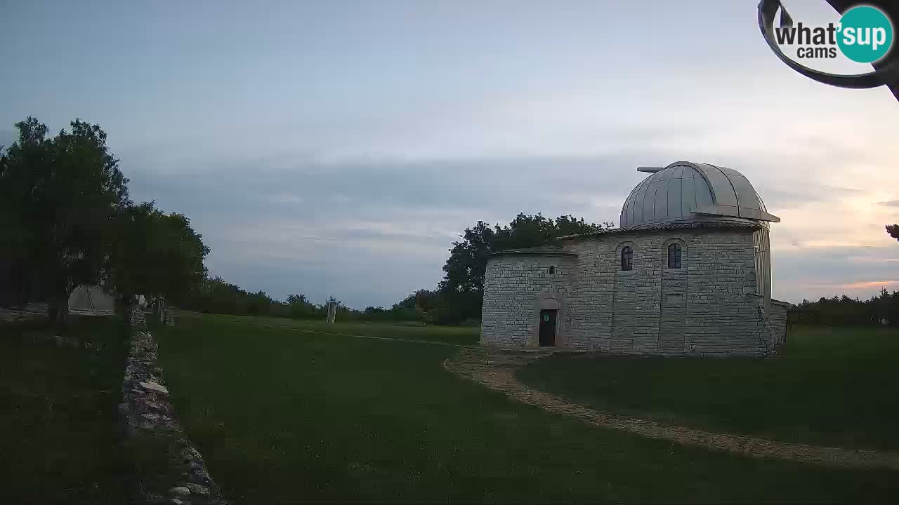 Višnjan Observatory Webcam: Gaze into the Cosmos from Istria, Croatia