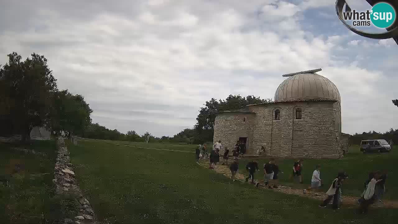 Višnjanska observatorijska spletna kamera: Opazujte vesolje iz Istre, Hrvaška