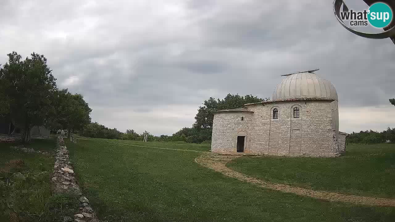 Višnjan Observatory Webcam: Gaze into the Cosmos from Istria, Croatia