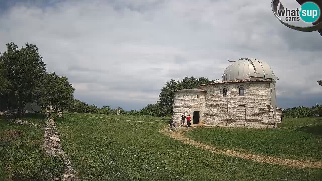 Višnjanska observatorijska spletna kamera: Opazujte vesolje iz Istre, Hrvaška