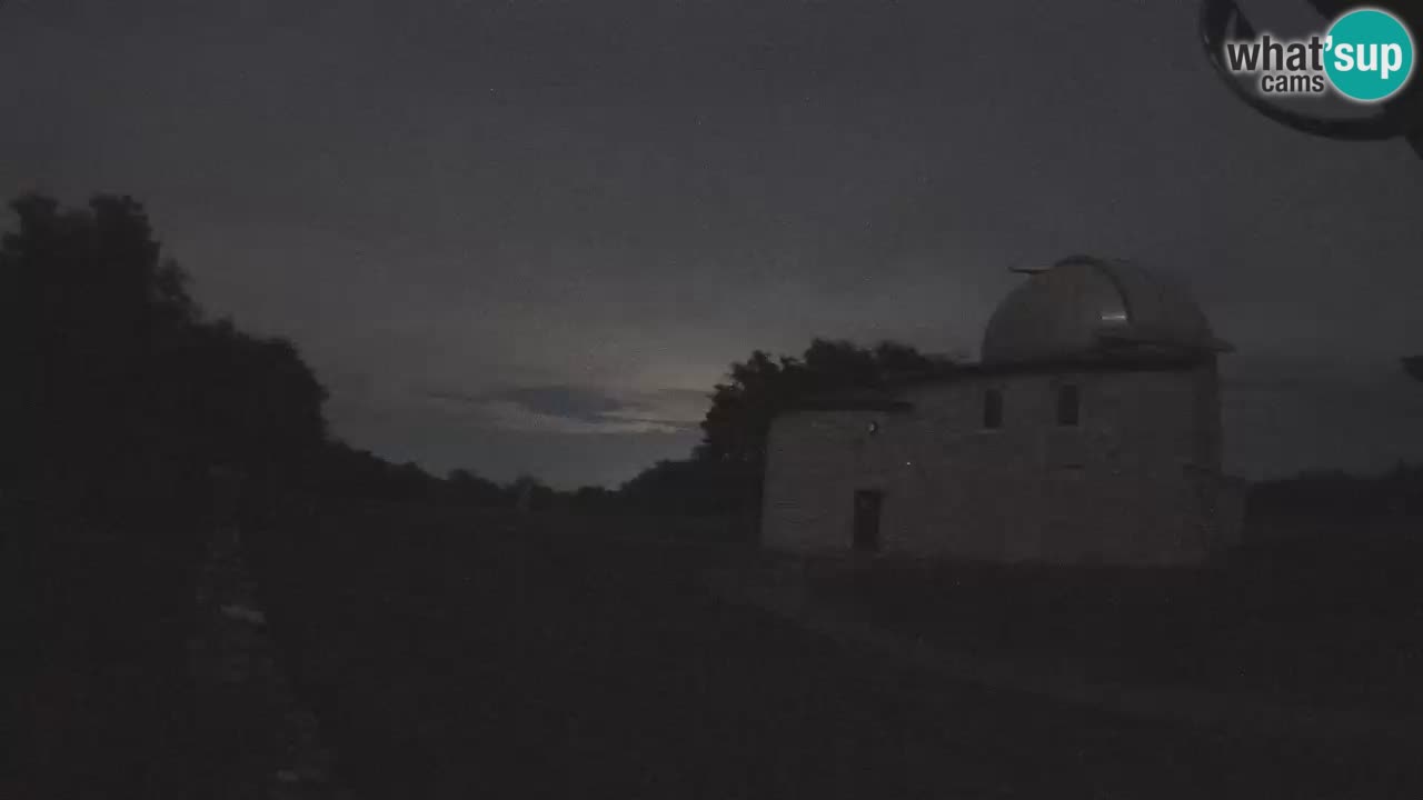 Višnjanska opservatorijska web kamera: Zavirite u svemir s poluotoka Istre, Hrvatska