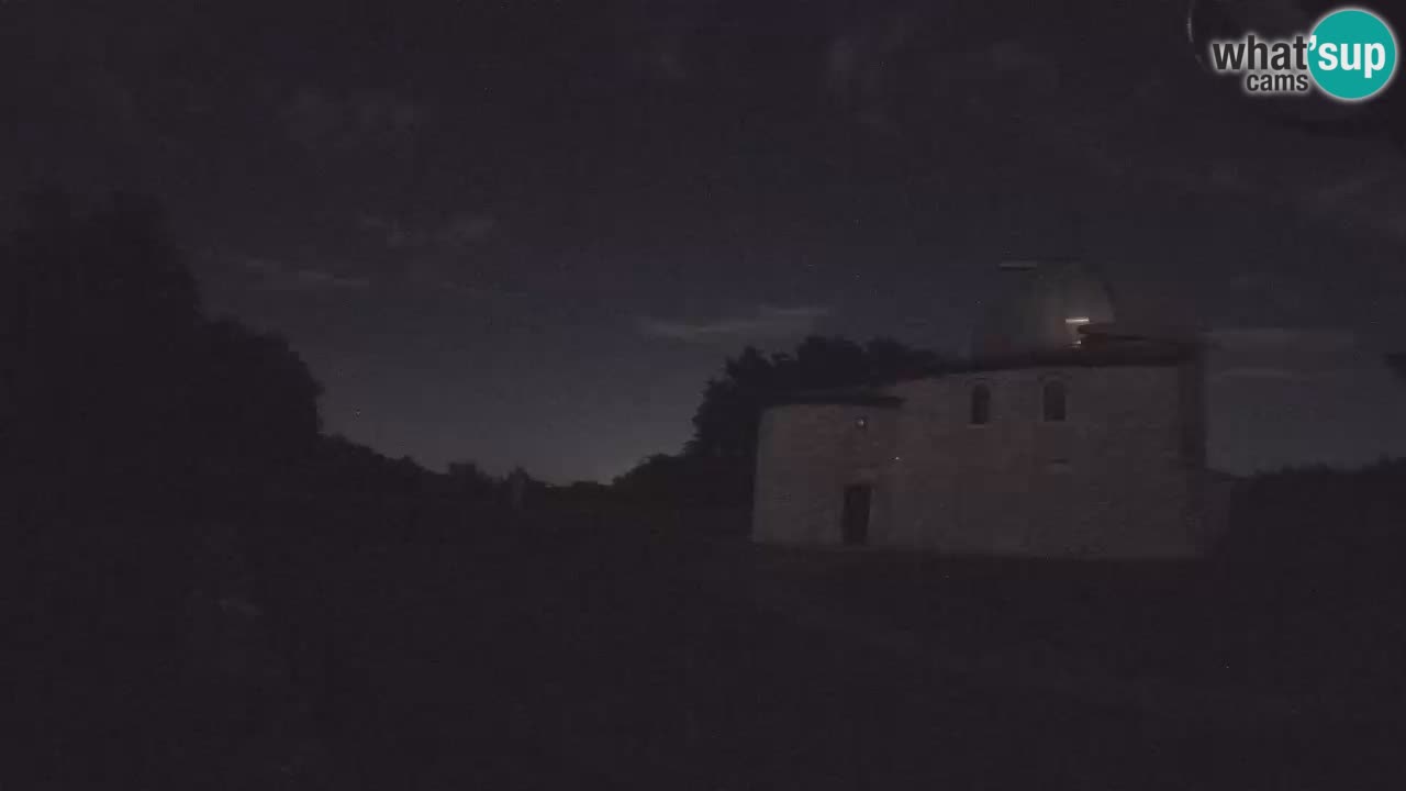 Višnjan Observatory Webcam: Gaze into the Cosmos from Istria, Croatia