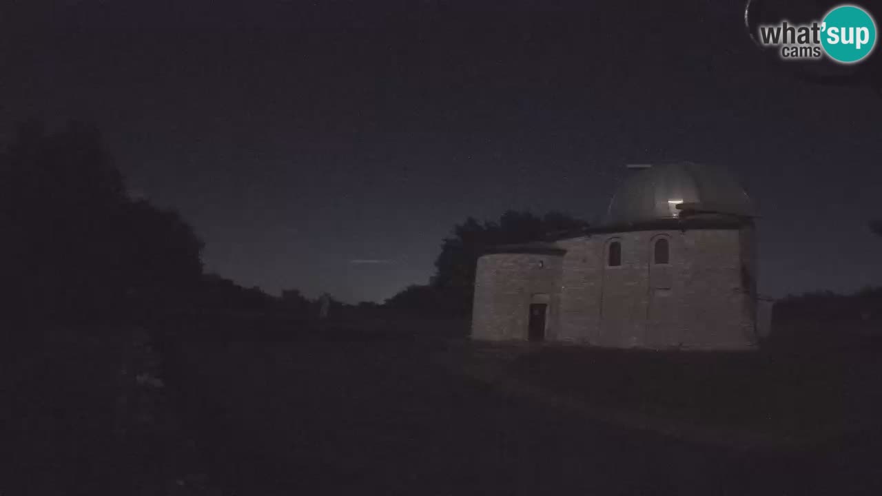 Višnjanska observatorijska spletna kamera: Opazujte vesolje iz Istre, Hrvaška