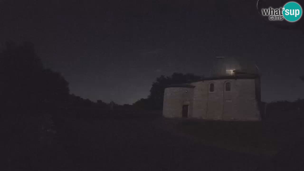 Višnjanska observatorijska spletna kamera: Opazujte vesolje iz Istre, Hrvaška