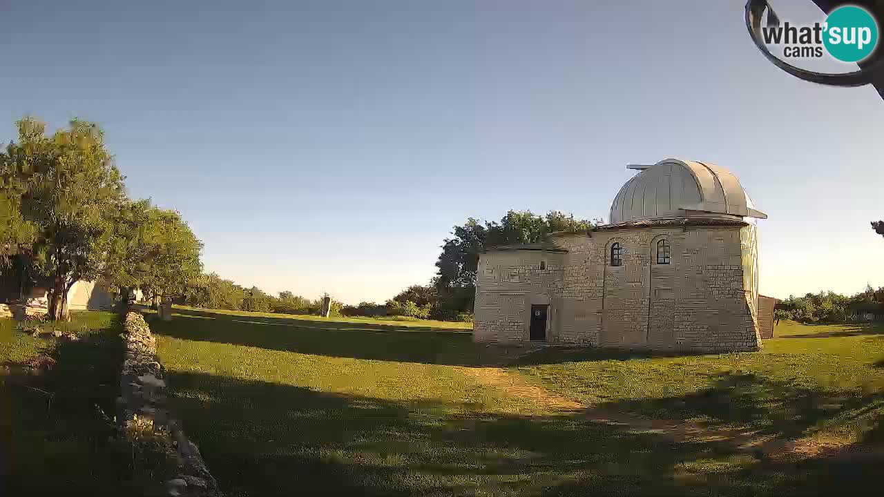 Webcam de l’Observatoire de Višnjan: Plongez dans le cosmos depuis l’Istrie, Croatie