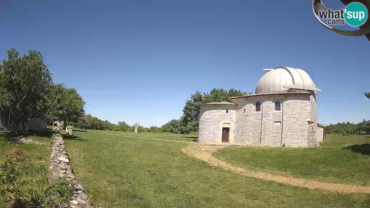 Višnjan Observatory Webcam: Gaze into the Cosmos from Istria, Croatia
