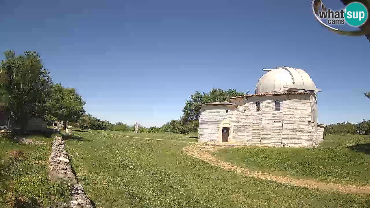 Webcam de l’Observatoire de Višnjan: Plongez dans le cosmos depuis l’Istrie, Croatie