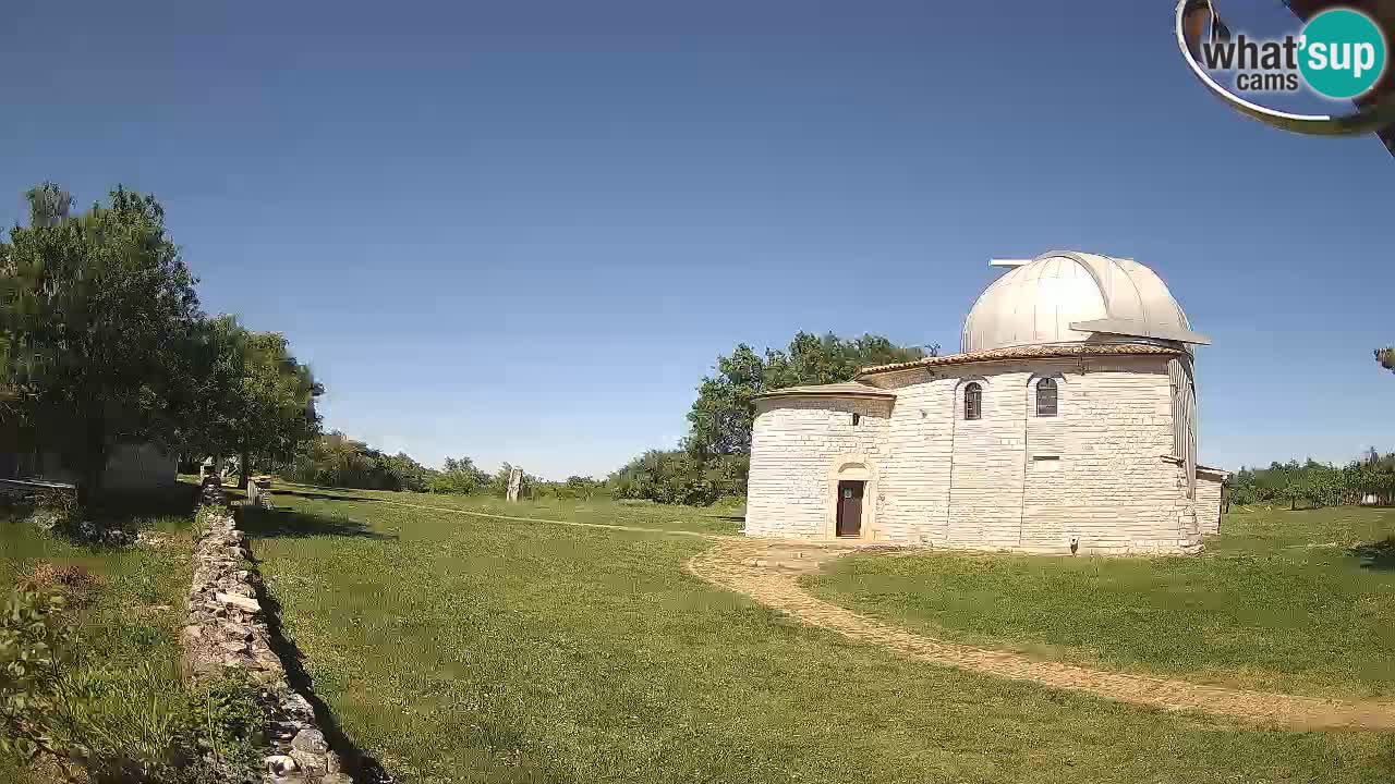 Višnjan Observatory Webcam: Gaze into the Cosmos from Istria, Croatia