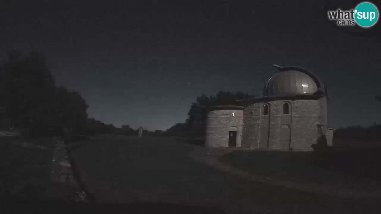 Višnjan Observatory Webcam: Gaze into the Cosmos from Istria, Croatia