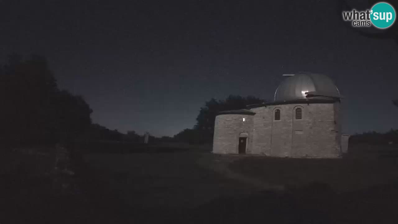 Webcam de l’Observatoire de Višnjan: Plongez dans le cosmos depuis l’Istrie, Croatie