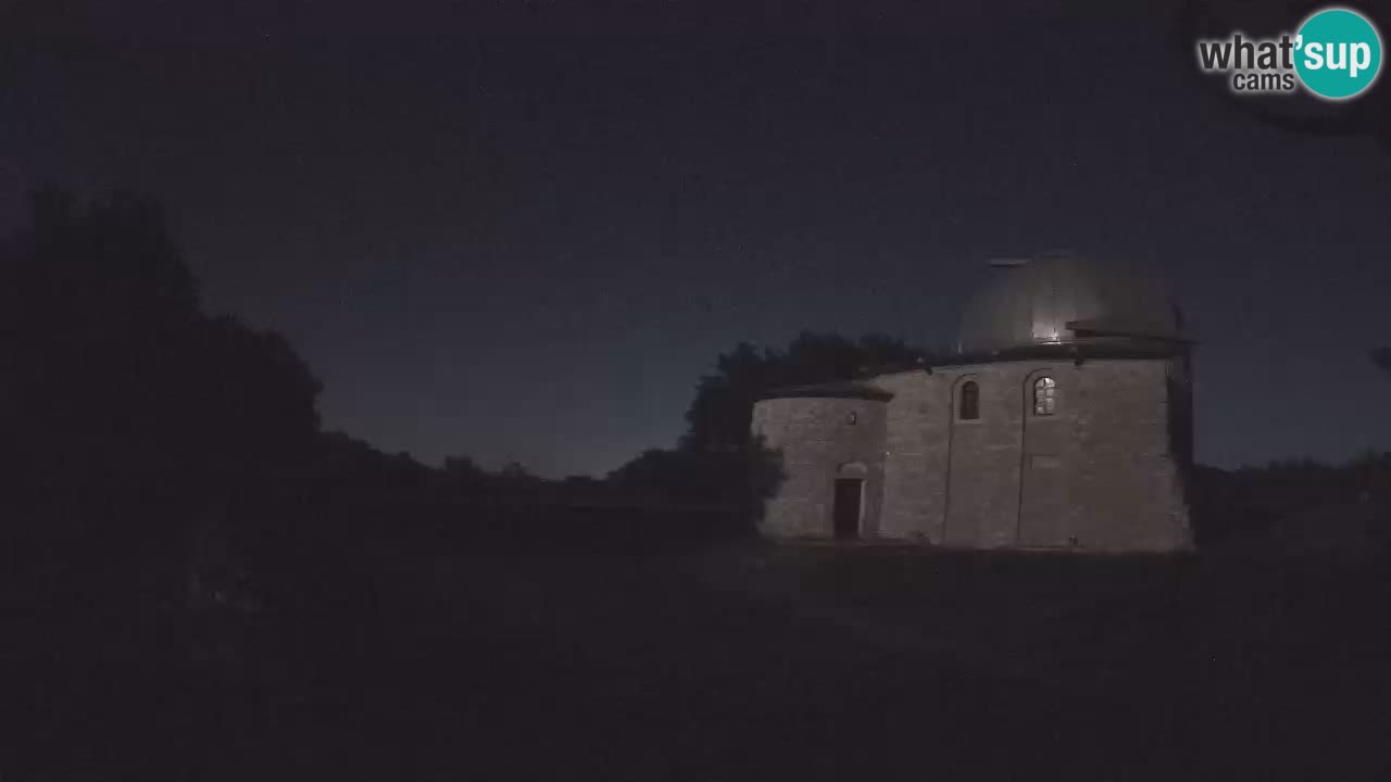 Višnjanska observatorijska spletna kamera: Opazujte vesolje iz Istre, Hrvaška