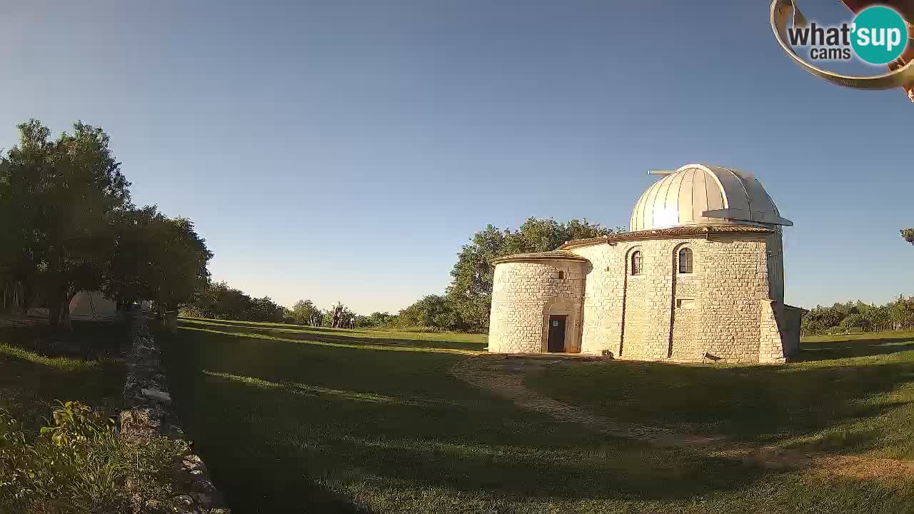 Webcam de l’Observatoire de Višnjan: Plongez dans le cosmos depuis l’Istrie, Croatie