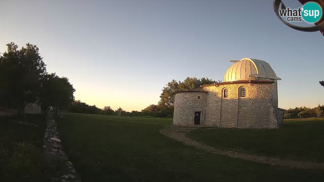 Webcam de l’Observatoire de Višnjan: Plongez dans le cosmos depuis l’Istrie, Croatie