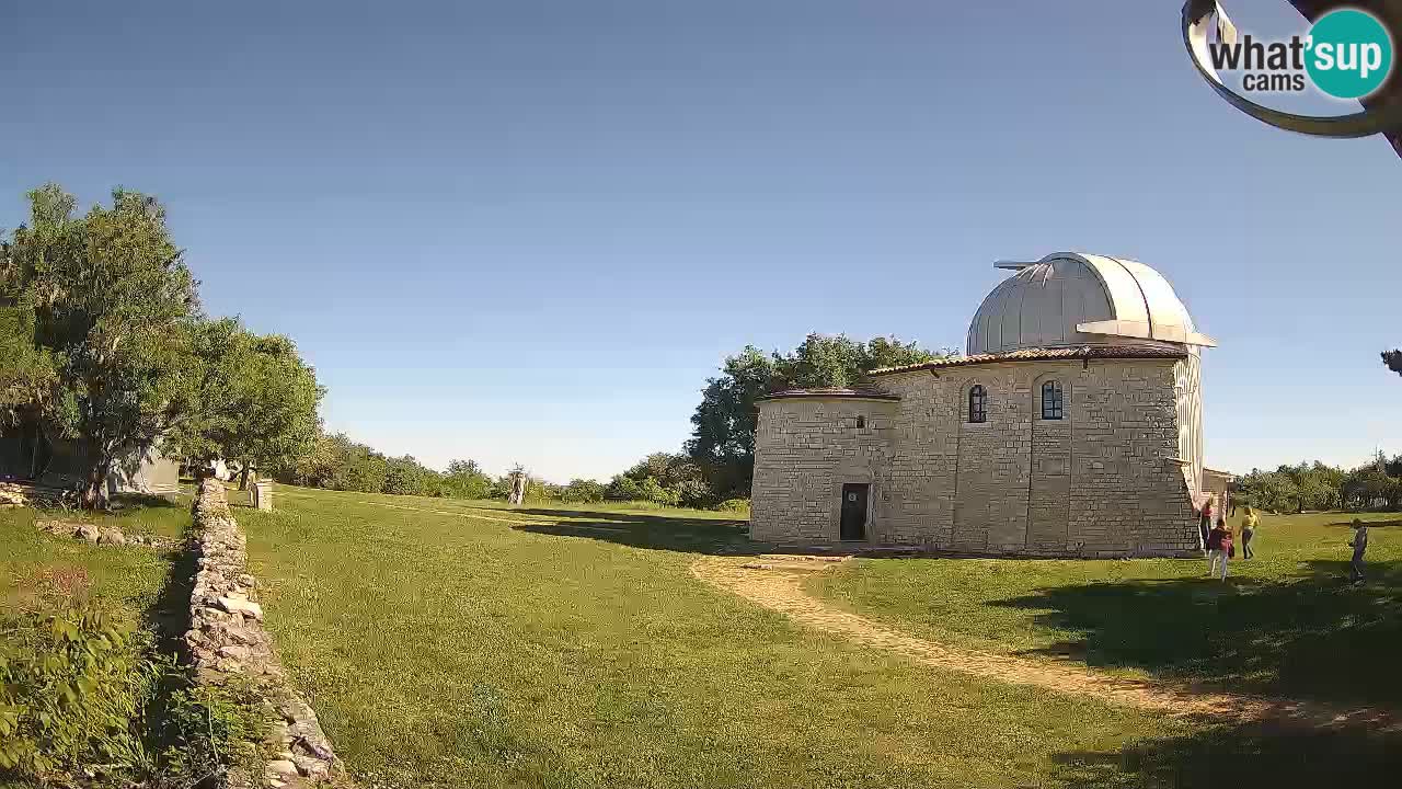 Višnjan Observatory Webcam: Gaze into the Cosmos from Istria, Croatia