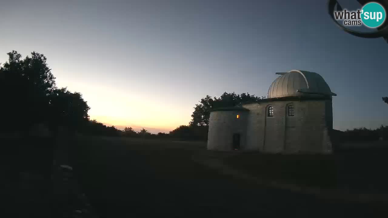 Višnjanska observatorijska spletna kamera: Opazujte vesolje iz Istre, Hrvaška