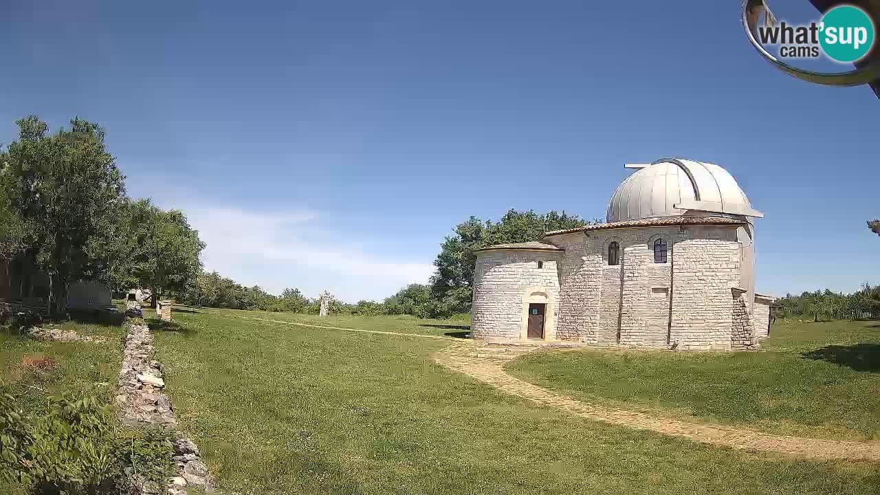 Višnjan Observatory Webcam: Gaze into the Cosmos from Istria, Croatia