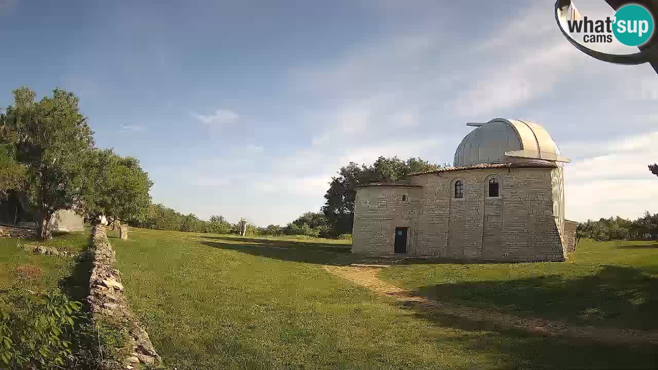 Višnjan Observatory Webcam: Gaze into the Cosmos from Istria, Croatia