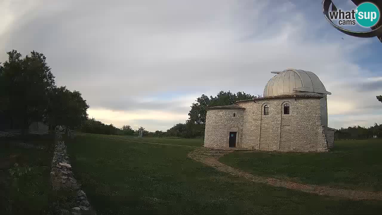 Višnjanska observatorijska spletna kamera: Opazujte vesolje iz Istre, Hrvaška