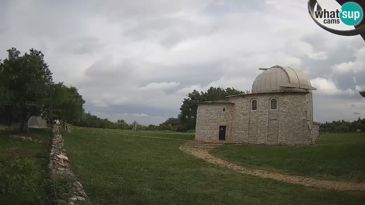 Višnjan Observatory Webcam: Gaze into the Cosmos from Istria, Croatia