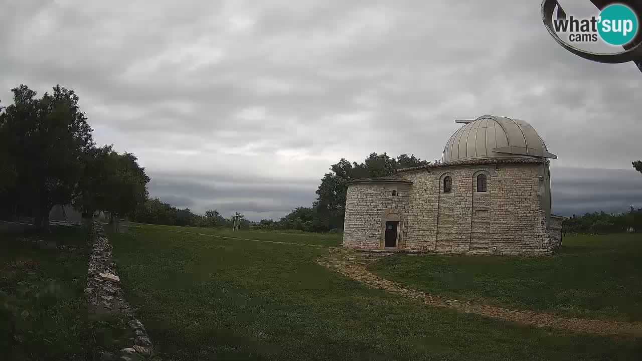 Višnjan Observatory Webcam: Gaze into the Cosmos from Istria, Croatia
