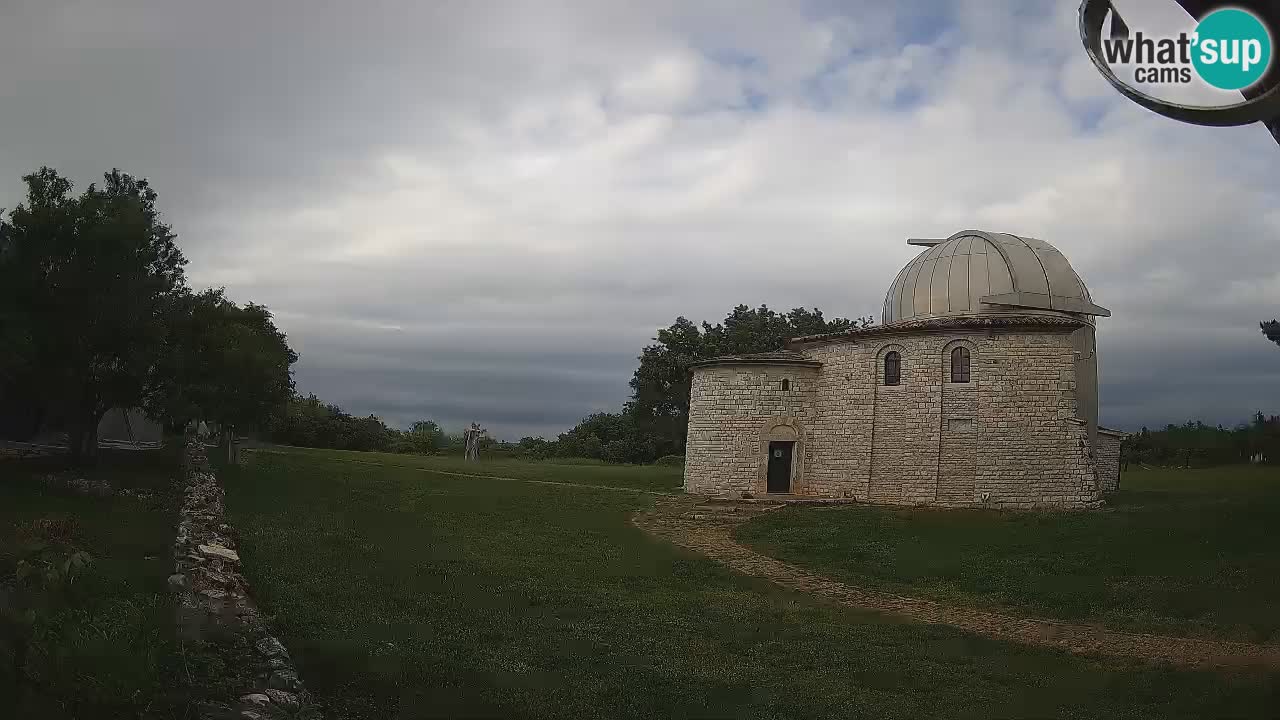 Webcam de l’Observatoire de Višnjan: Plongez dans le cosmos depuis l’Istrie, Croatie