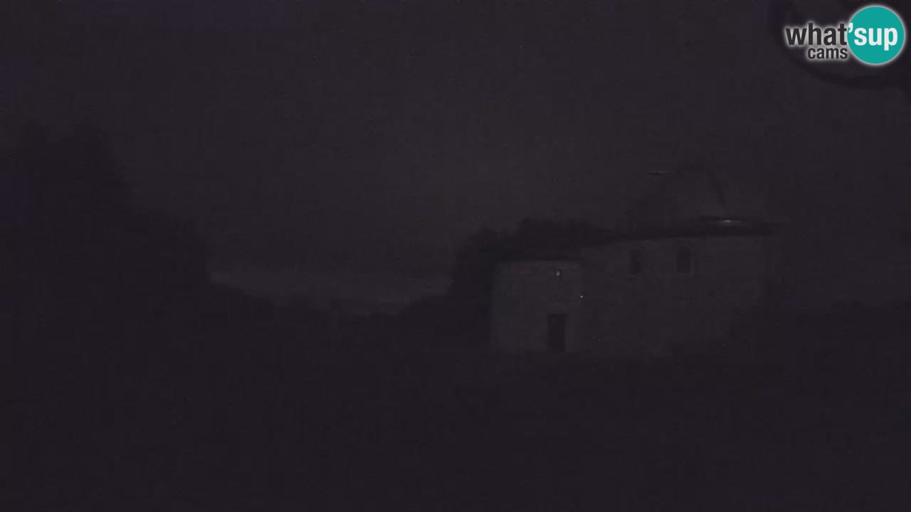 Višnjan Observatory Webcam: Gaze into the Cosmos from Istria, Croatia