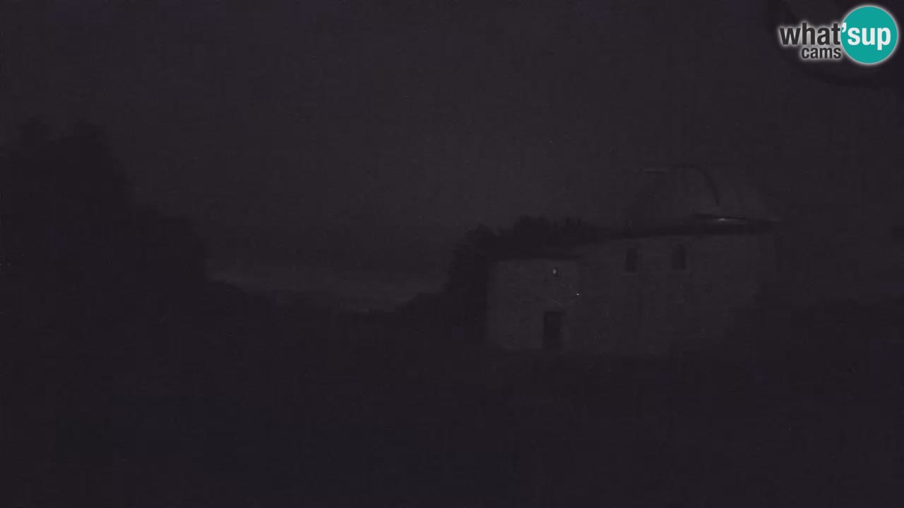 Višnjan Observatory Webcam: Gaze into the Cosmos from Istria, Croatia