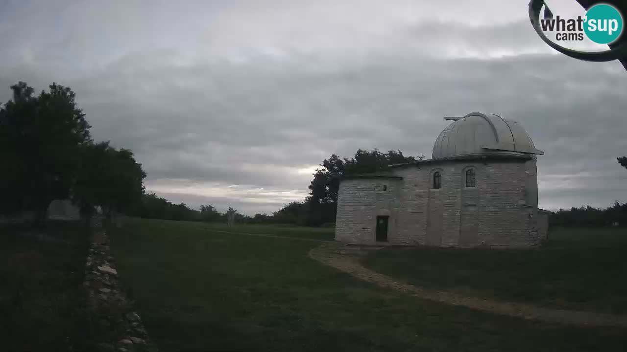 Višnjanska observatorijska spletna kamera: Opazujte vesolje iz Istre, Hrvaška
