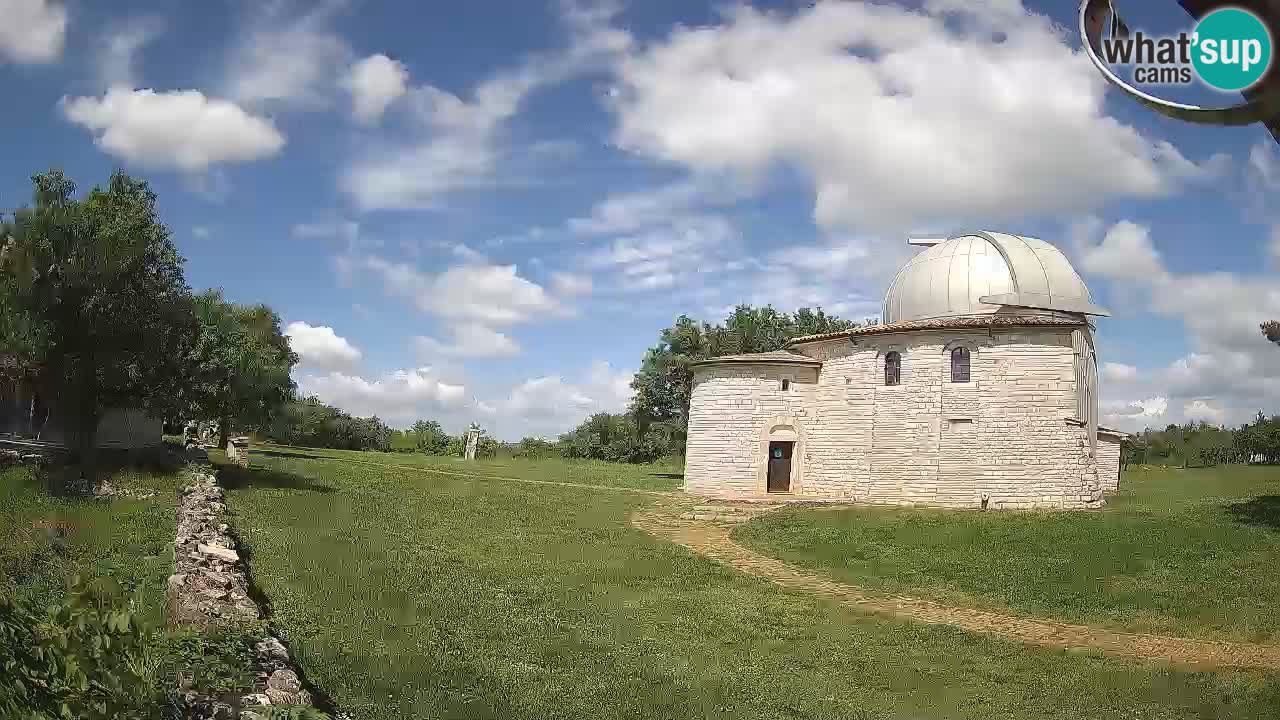 Webcam de l’Observatoire de Višnjan: Plongez dans le cosmos depuis l’Istrie, Croatie