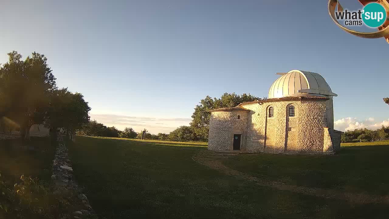 Webcam de l’Observatoire de Višnjan: Plongez dans le cosmos depuis l’Istrie, Croatie