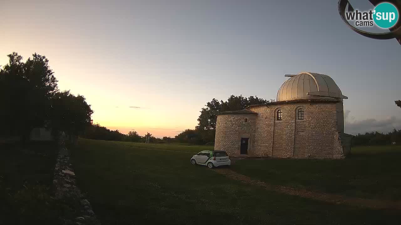Webcam de l’Observatoire de Višnjan: Plongez dans le cosmos depuis l’Istrie, Croatie