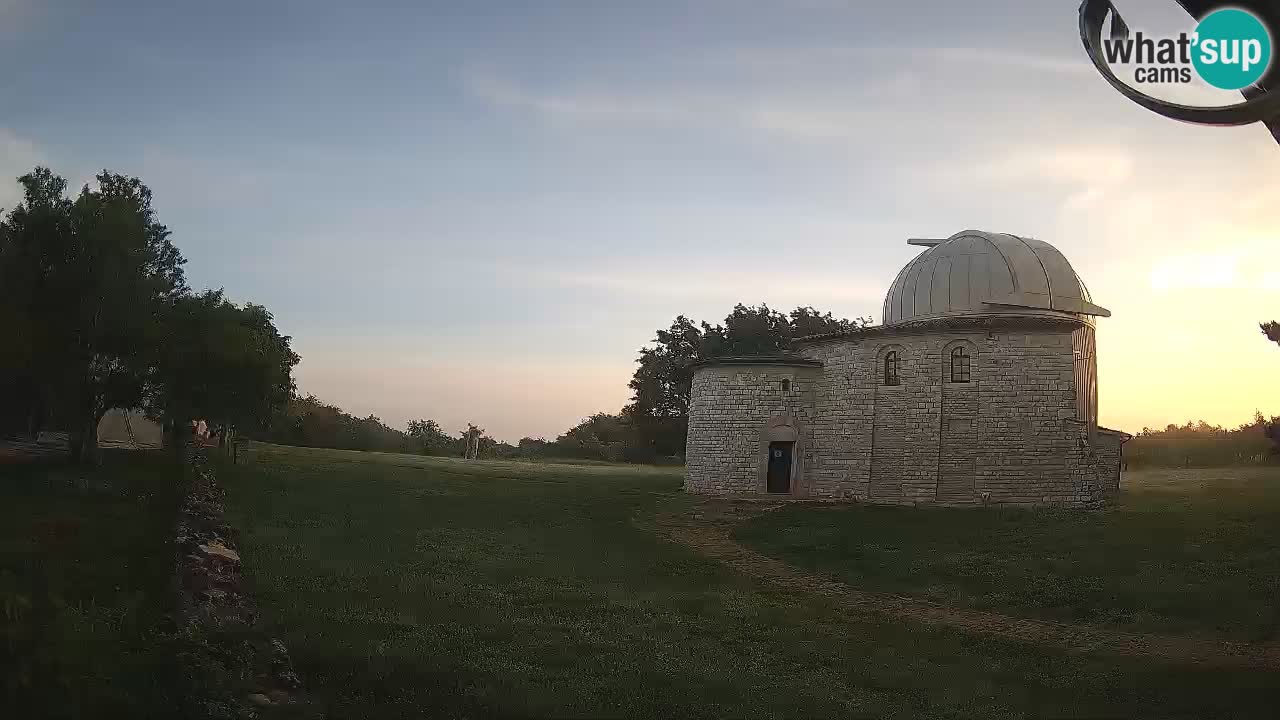 Višnjanska observatorijska spletna kamera: Opazujte vesolje iz Istre, Hrvaška
