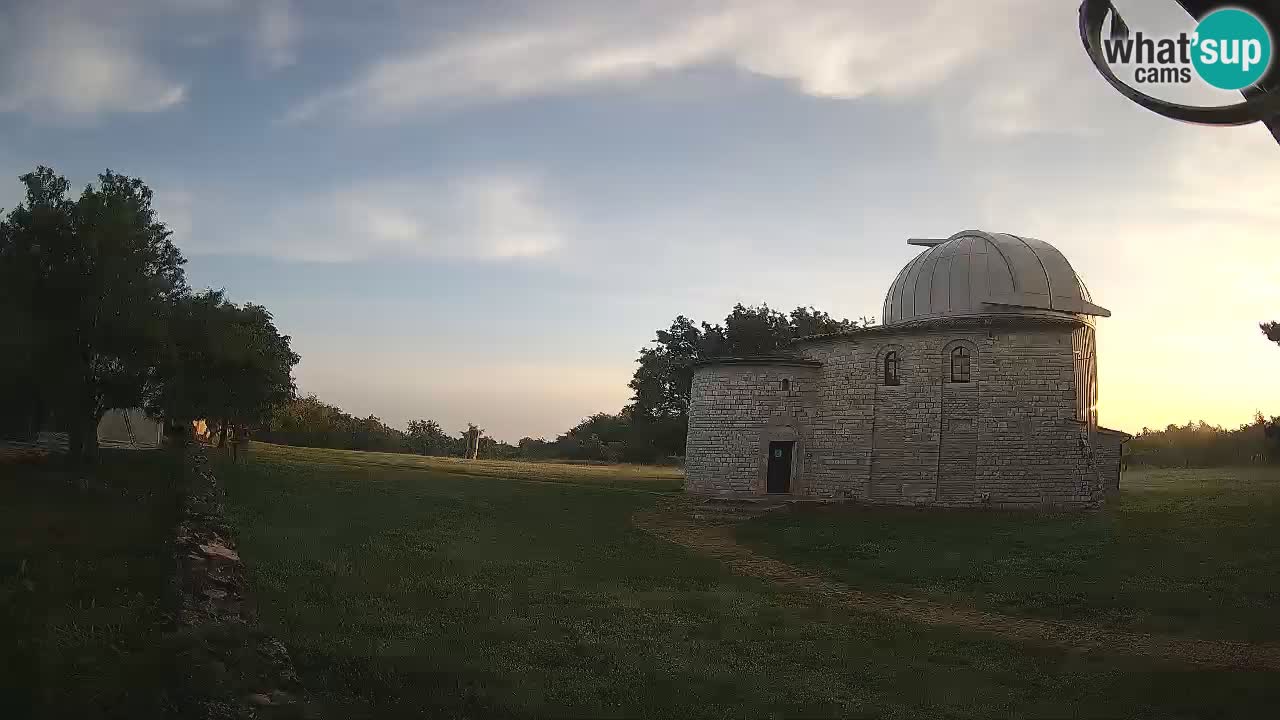 Webcam de l’Observatoire de Višnjan: Plongez dans le cosmos depuis l’Istrie, Croatie