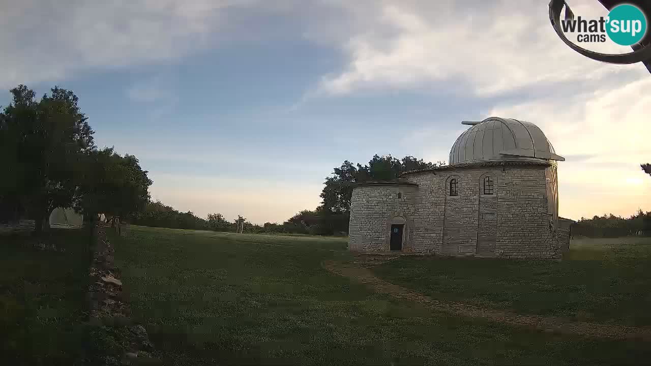 Webcam del Observatorio de Višnjan: Contempla el cosmos desde Istria, Croacia