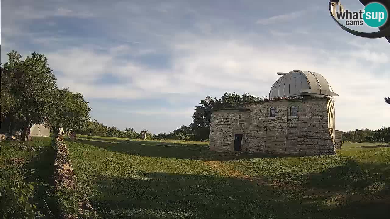Višnjan Observatory Webcam: Gaze into the Cosmos from Istria, Croatia
