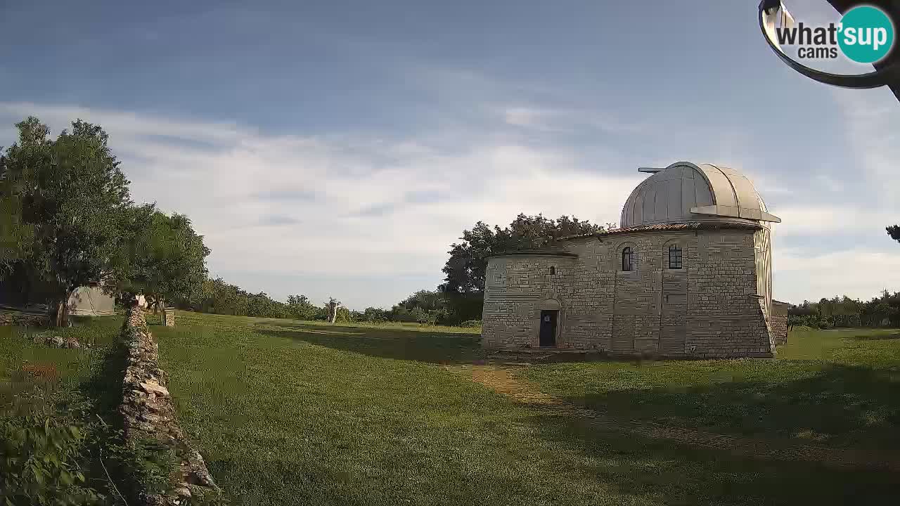 Višnjan Observatory Webcam: Gaze into the Cosmos from Istria, Croatia