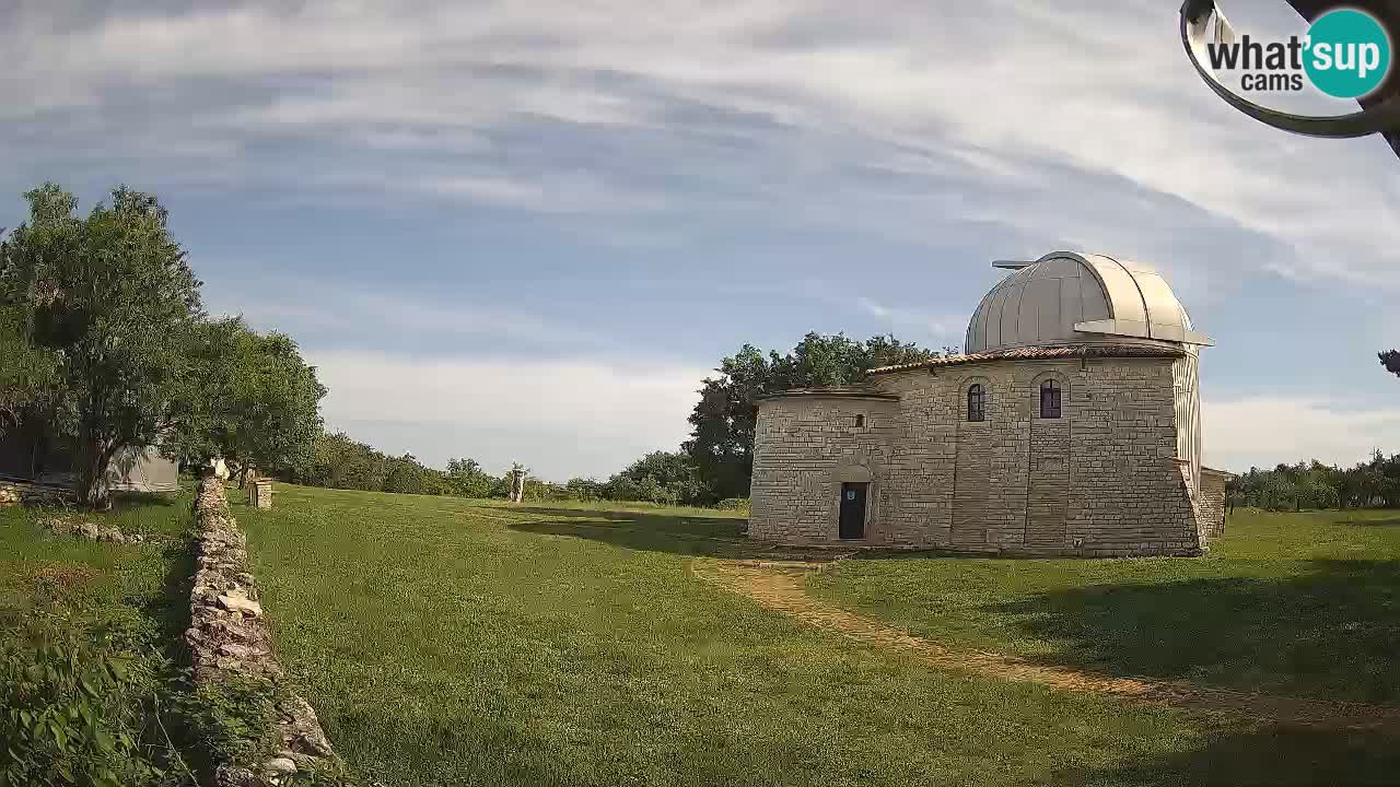 Višnjanska observatorijska spletna kamera: Opazujte vesolje iz Istre, Hrvaška