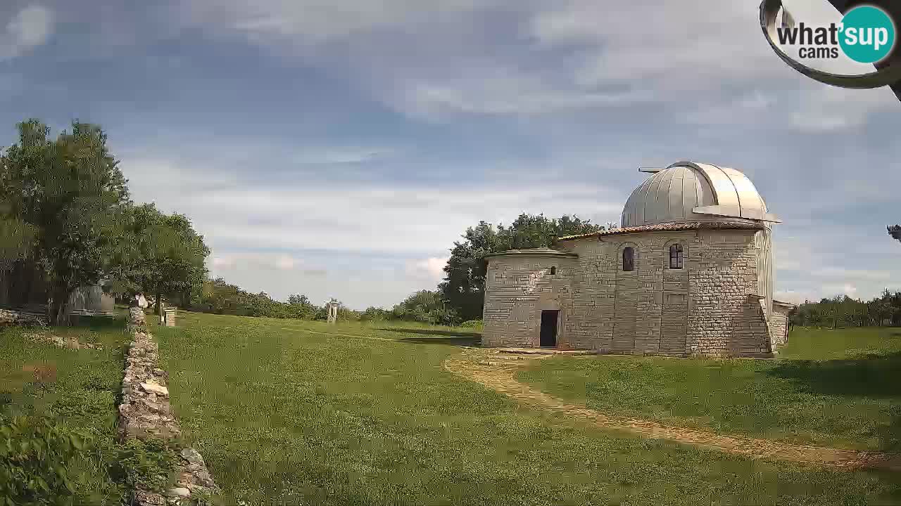 Višnjanska observatorijska spletna kamera: Opazujte vesolje iz Istre, Hrvaška