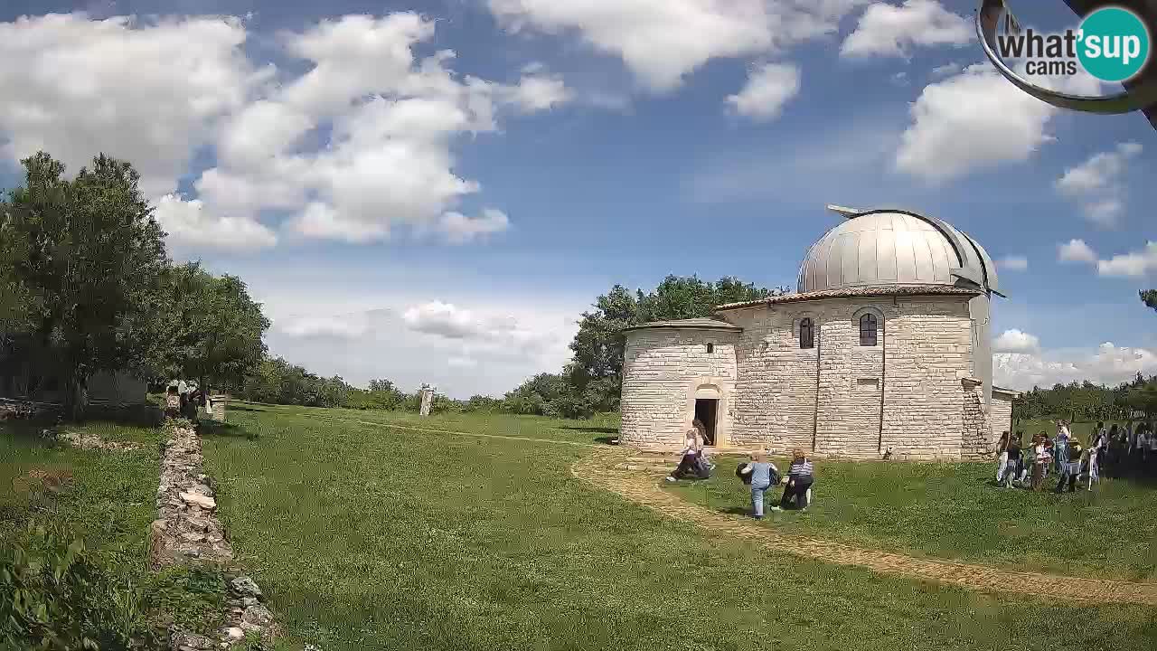 Višnjanska observatorijska spletna kamera: Opazujte vesolje iz Istre, Hrvaška