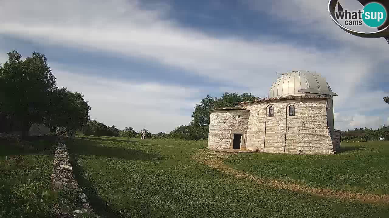 Višnjanska observatorijska spletna kamera: Opazujte vesolje iz Istre, Hrvaška