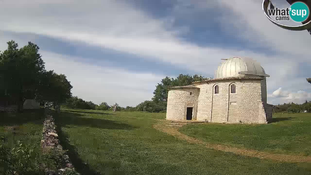 Webcam de l’Observatoire de Višnjan: Plongez dans le cosmos depuis l’Istrie, Croatie